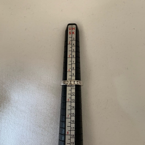 14k White Gold Diamond Band - Picture 7 of 8